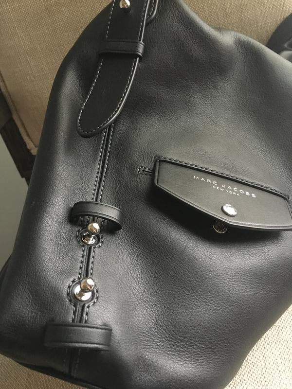 Marc Jacobs M0010930 The Sling Convertible Leather Black Bag