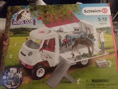 schleich vet