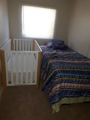 fisher price jaxon island crib in white and natural