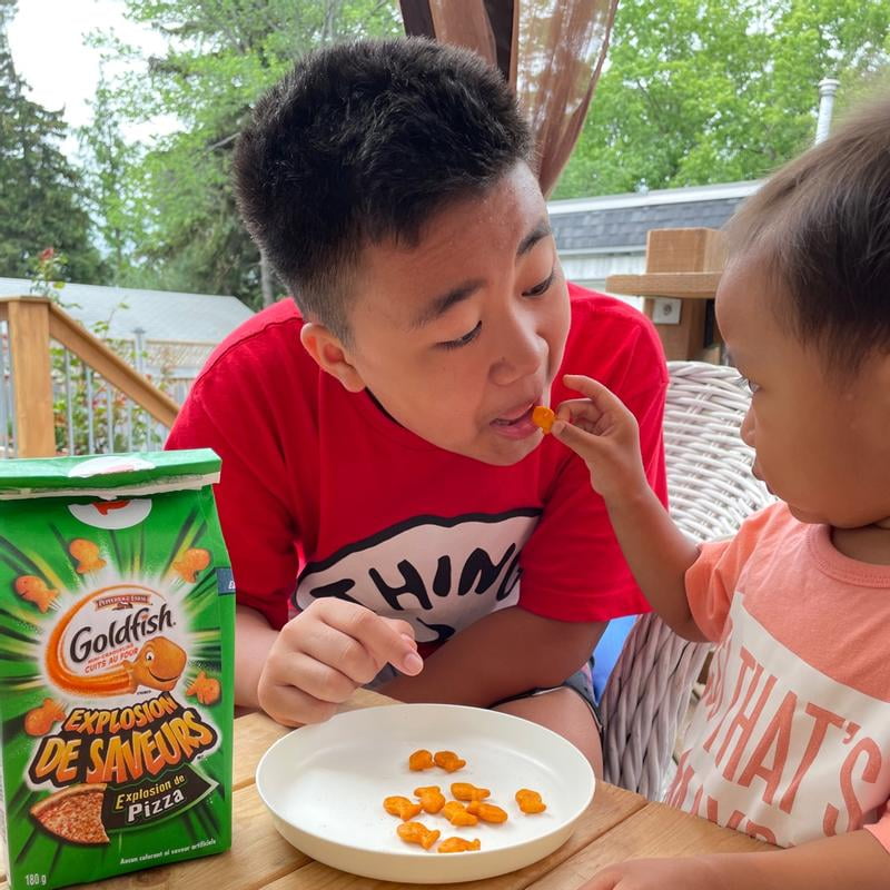 Goldfish® Flavour Blasted® Xplosive Pizza Flavoured Crackers (180g