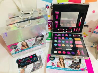 Customer reviews for Cra-Z-Art Be Inspired Glitter Makeover Studio