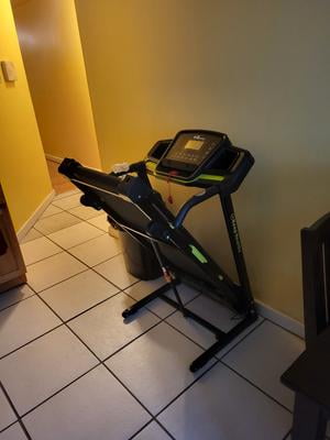 Electric Treadmill With Foldable Walking Pad And Speed Adjustment