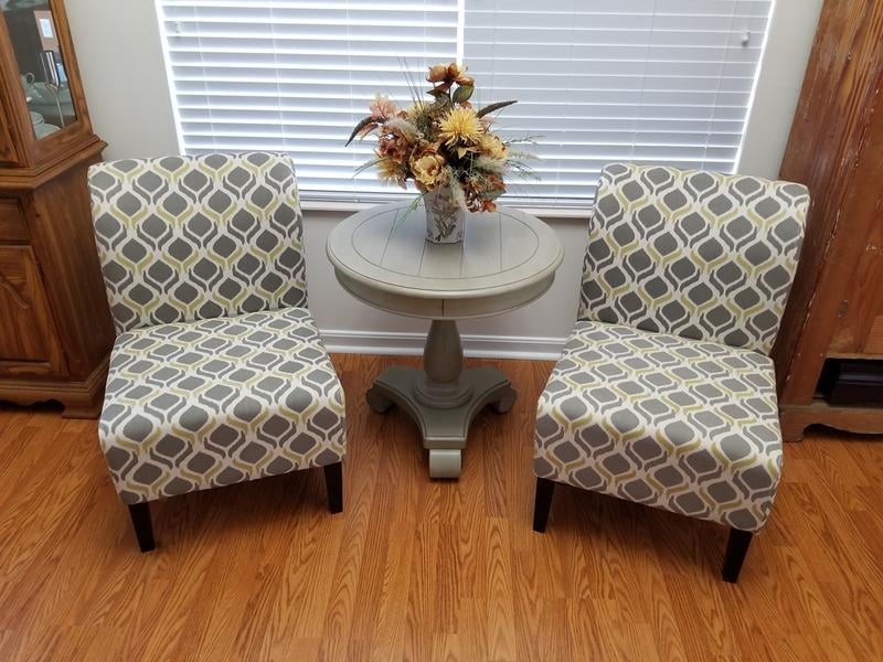honnally sapphire accent chair