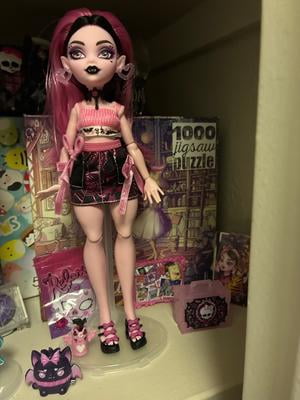 Monster High Self-Scare Secrets Venus McFlytrap Doll w/ 13