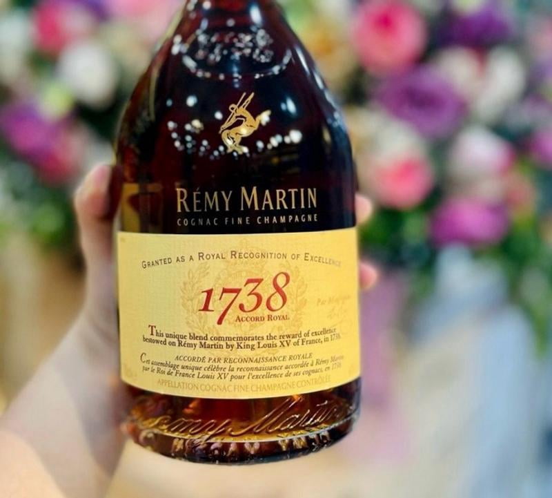Remy Martin 1738 Accord Royal Cognac, 750 mL, 40% ABV - Walmart.com