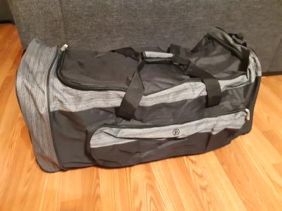 protege 36 inch rolling duffel