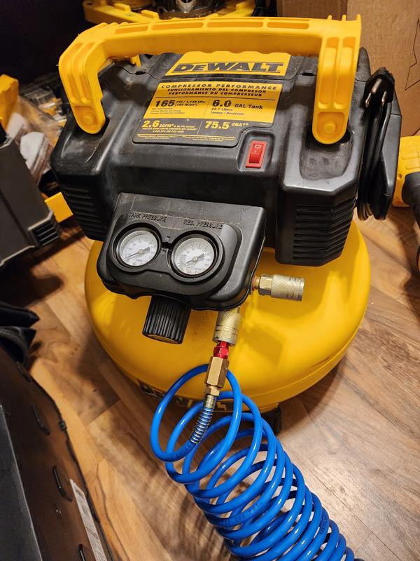 Black & Decker 6 & 18 Gallon Nailer & Brad Air Compressor Combo