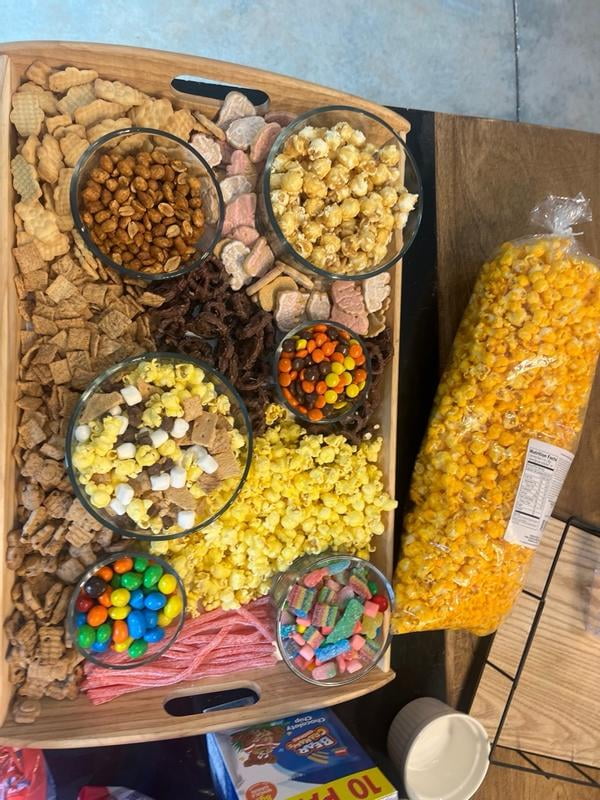 M&M'S, Classic Mix, Milk Chocolate Candies, Sharing Bag, 185g