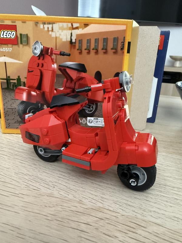 LEGO Creator Vespa Scooter 40517, 118 pcs, Bold Red, Cool