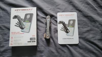 KeySmart Pro - Compacte Sleutelhanger met LED Lamp & Tile Smart Technologie, Vind je Verloren Sleutels & Telefoon met Bluetooth (Tot 10 Sleutels, Leisteen
