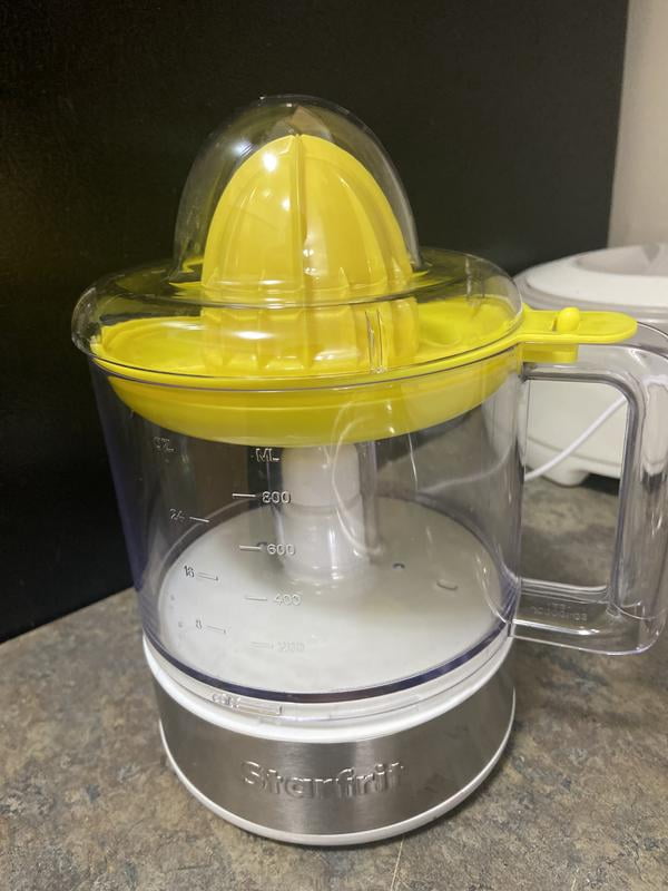 Starfrit Electric Citrus Juicer, 800ml, 2 Size Juicing Cones, Auto