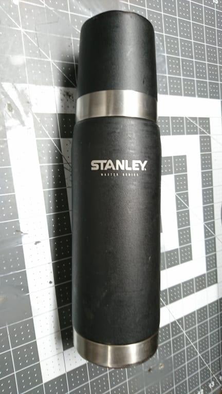 Fashionable and cheapTumblers & Food Jars Stanley Master Vacuum Bottle  Vacuum Flask/Insulated Water Bottle 25 Oz./750 Ml (Foundry Black) at low  price in