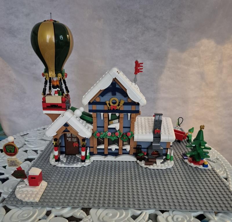 LEGO, Santa's Post Office Set 10339 Interlocking Block Building