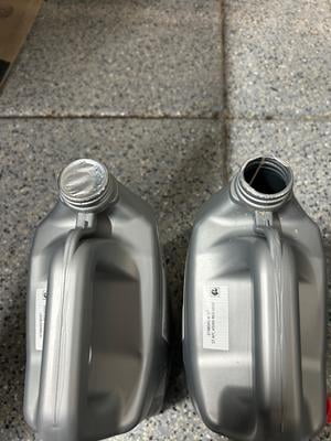 2 pack) Super Tech 50/50 Prediluted Antifreeze/Coolant for Toyota