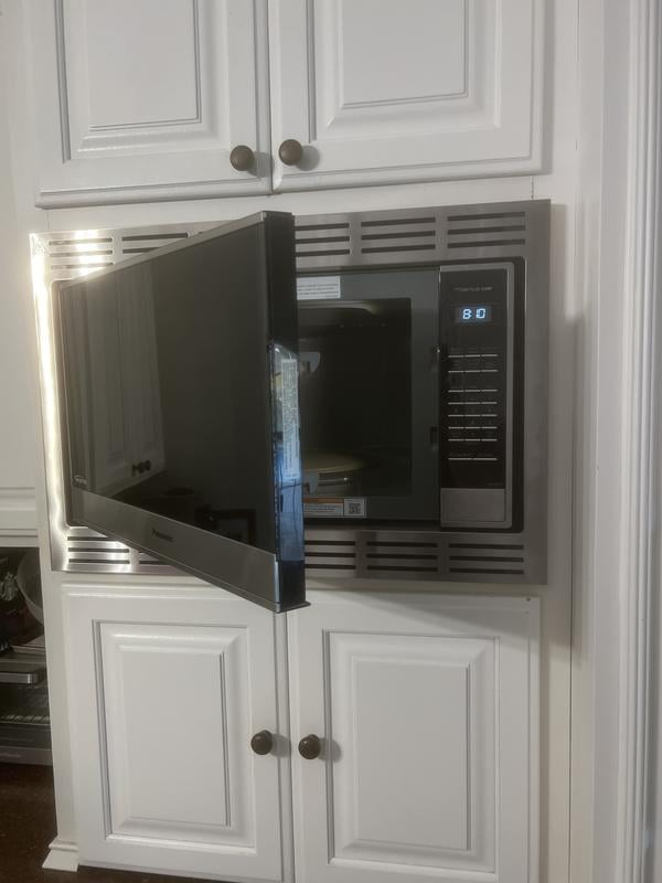 美品☆Panasonic ECONAVI ☆2016年式☆ Panasonic 2.2 cu. ft. Stainless Steel 1250W Microwave Oven With
