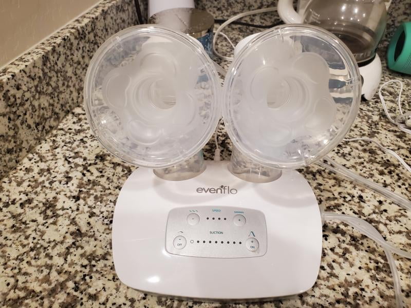 Customer reviews for Evenflo Advanced Double Electric Breast Pump with  Breastshields and Milk Storage Bottles, Lightweight | Walmart.com