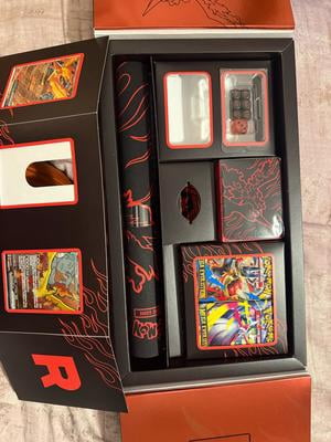 pokemon trading card game: team rocket moltres ex ultra-premium collection Pokémon main image 1