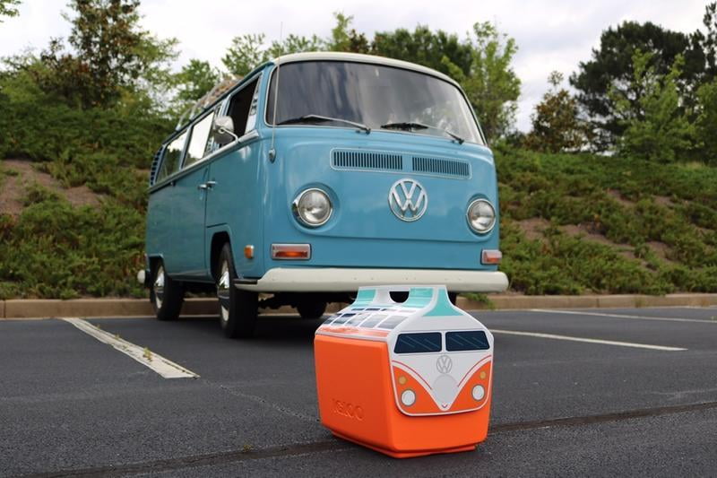 Igloo Playmate Classic 14 VW Bus Ice Chest Cooler Orange demo