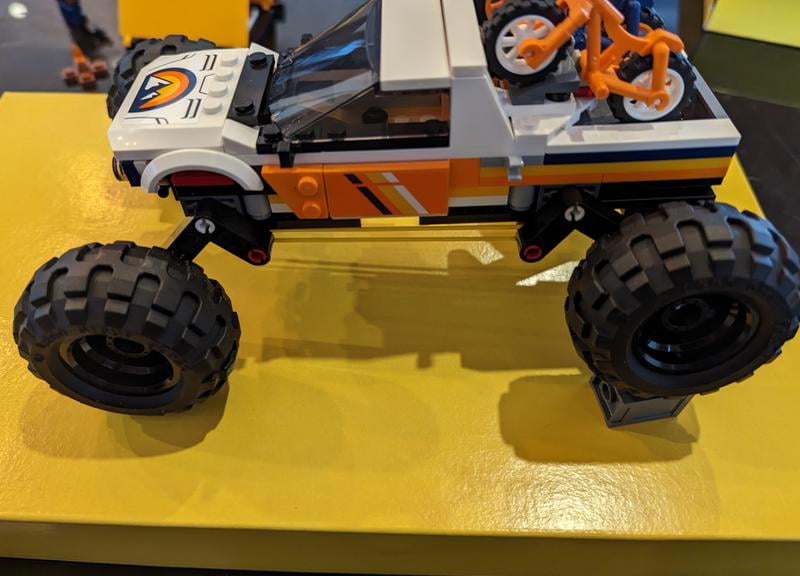 LEGO City 4x4 Off-Roader Adventures 60387 - Monster Truck