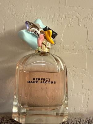 Marc Jacobs Perfect Eau de Parfum Spray, 3.3 oz - Walmart.com
