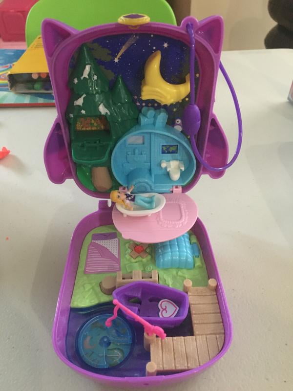 Polly Pocket Playset, Travel Toy with 2 Micro Dolls, Toy Boat & Surprise  Accessories, Pocket World Owlnite Campsite Compact - Multi color