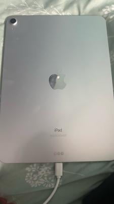 Refurbished 2022 Apple iPad Wi Fi 256 GB Silver (10th Generation