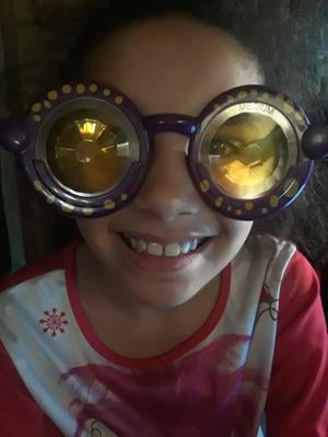 Googly Eyes Game — Family Drawing Game with Crazy, Vision-Altering Glasses  Fun!!