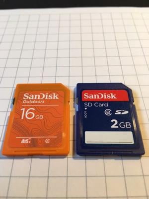 SanDisk 16GB Outdoors SDHC UHS-I Memory Card, 2 Pack - SDSDBNN