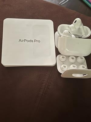 Apple AirPods Pro 2nd lighting 本体 海外版 Apple AirPods Pro 2nd Gen with Wireless Charging Case, iPhone