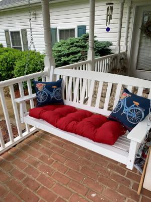 Mainstays white on sale porch swing