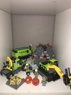 Customer reviews for LEGO City Volcano Explorers Volcano