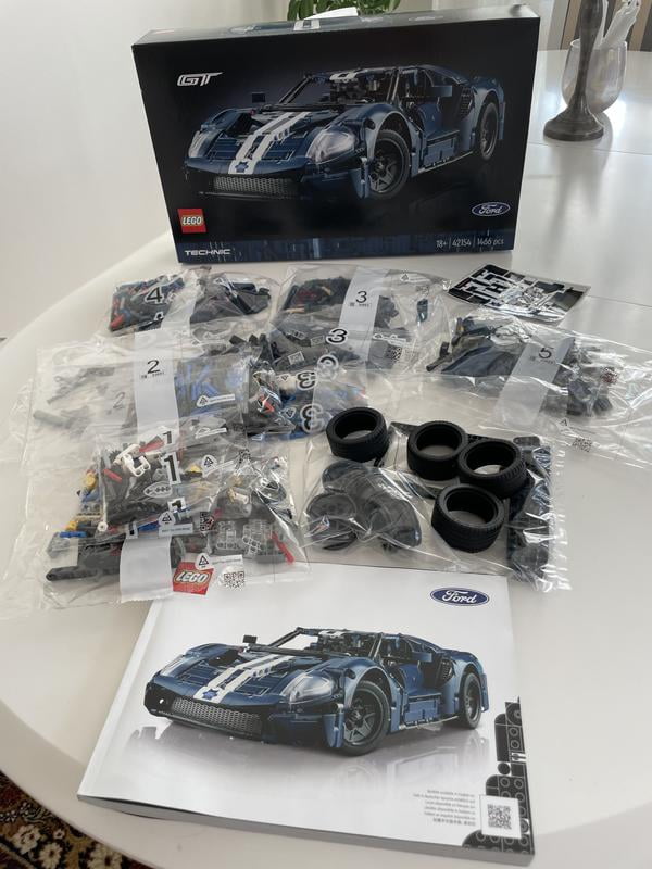 全国どこでも送料無料！ LEGO Technic 2022 Ford GT 42154 Car Model Kit, 1:12 Scale その他