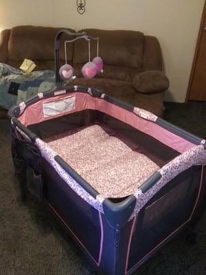 Baby Trend Trend-E Nursery Center Sophia