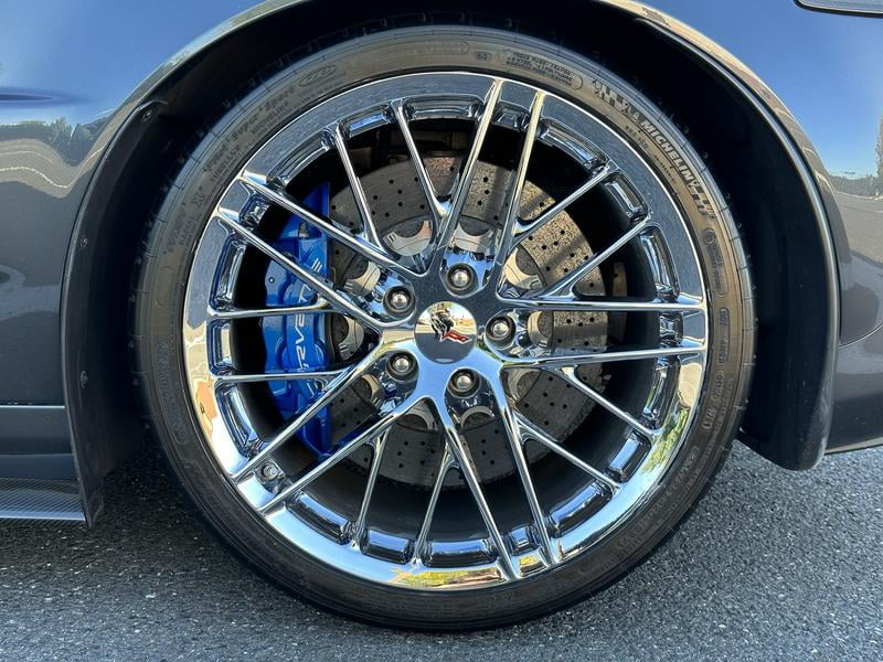 Michelin Pilot Super Sport 225/40ZR18 92Y XL Tire - Walmart.com