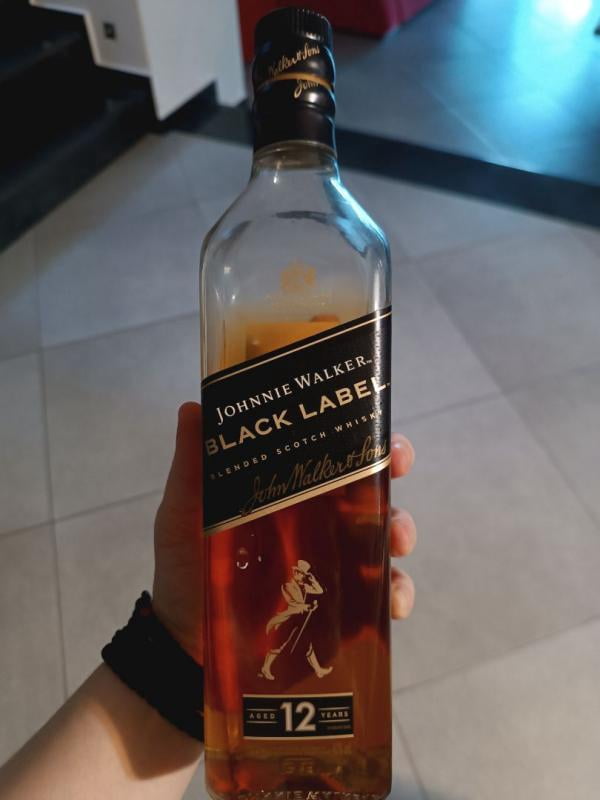 Johnnie Walker Black Label Blended Scotch Whisky 750 ml - Samsclub.com