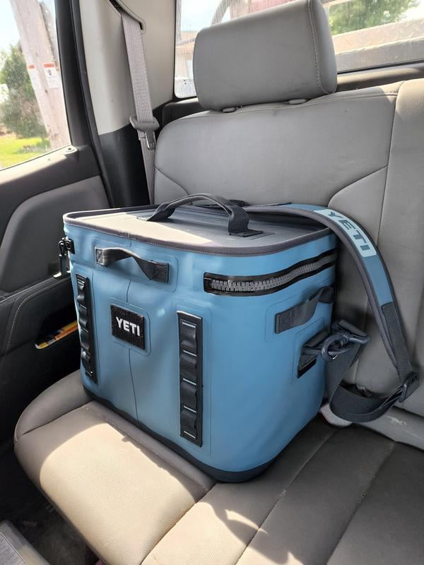 YETI Hopper Flip 18