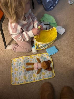 Melissa & Doug Mine To Love 17-Piece Doll Travel Play Set (Diaper