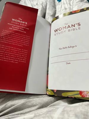 NKJV Woman's Study Bible, Full-Color, Hardcover: Receiving