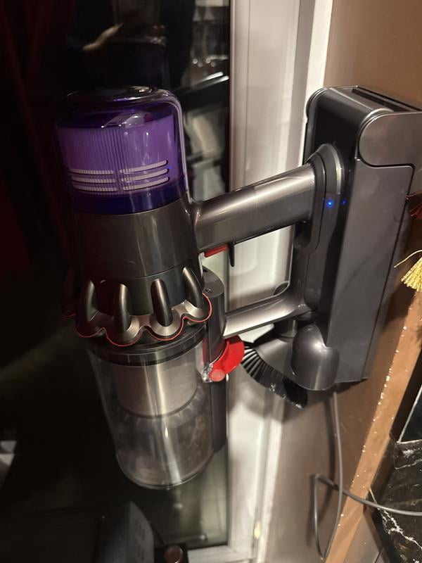 Dyson V11 Extra Cordless Stick Vacuum Cleaner with Attachments