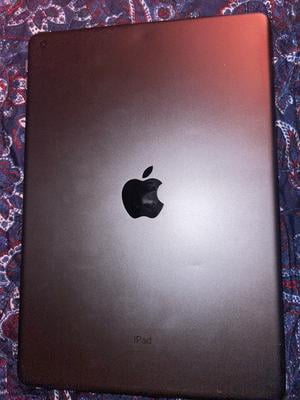 Restored 2019 Apple iPad Wi Fi 32 GB Space Gray (7th Generation