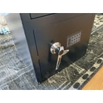 Image 5 of customer photos