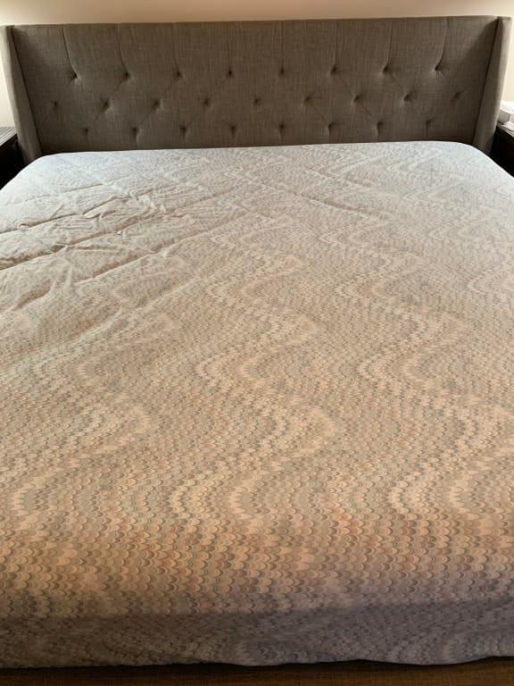 Novogratz Her Majesty Bed Twin Gray Linen Com