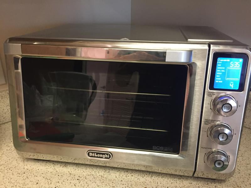 Delonghi Livenza Convection Oven With Triplepro Surround Cooking