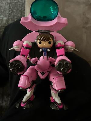 Funko POP Games: Overwatch D.VA & Meka 6