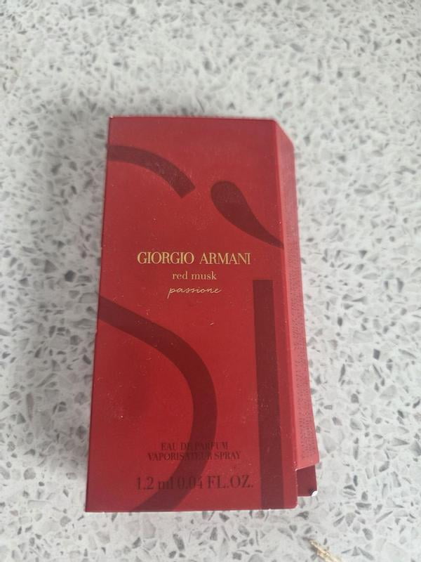 Giorgio Armani Sì Passione Red Musk Eau de Parfum 1.6 Fl. Oz / 50