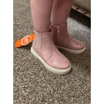 Image 3 of customer photos