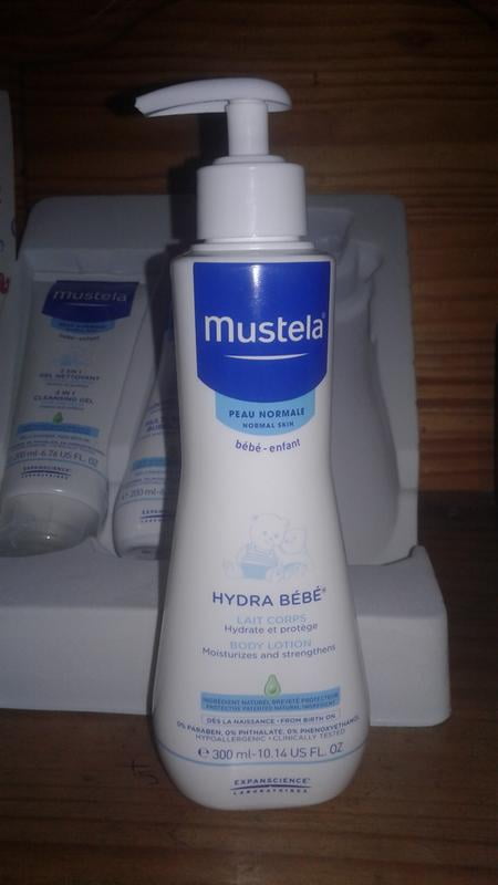 mustela bath time essentials set