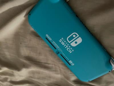 Restored Nintendo Switch Lite Console, Turquoise (Refurbished