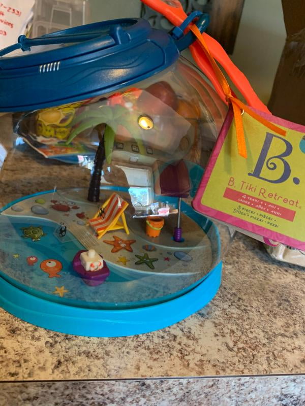 b toys tiki retreat