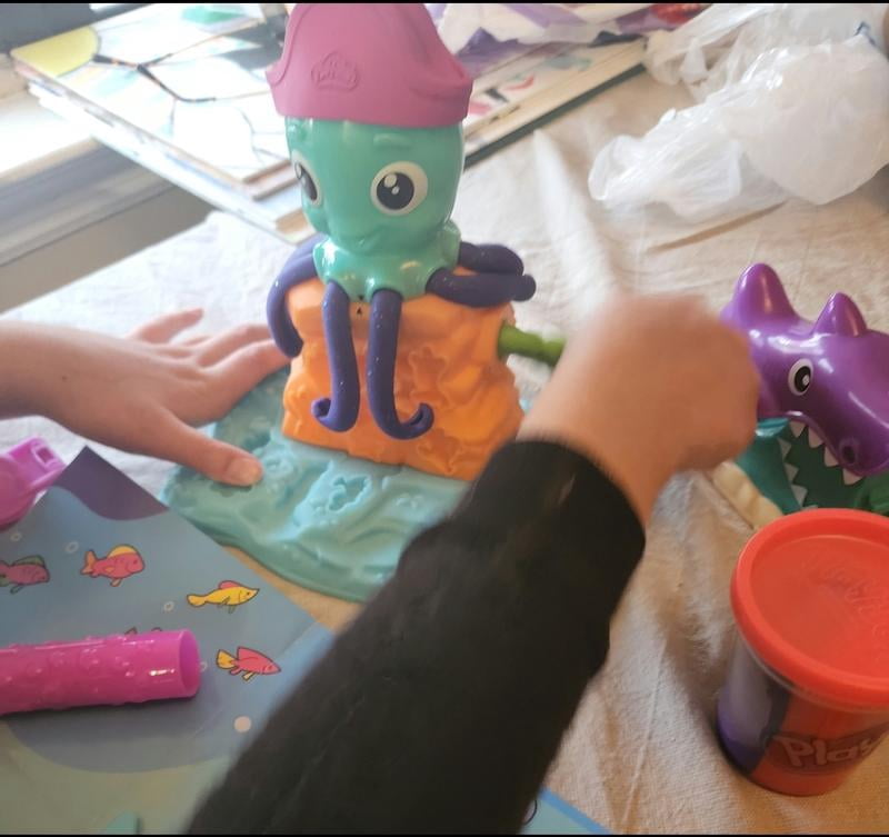 Play-Doh Octopus Adventure Playset, Ocean Animals and Tentacles